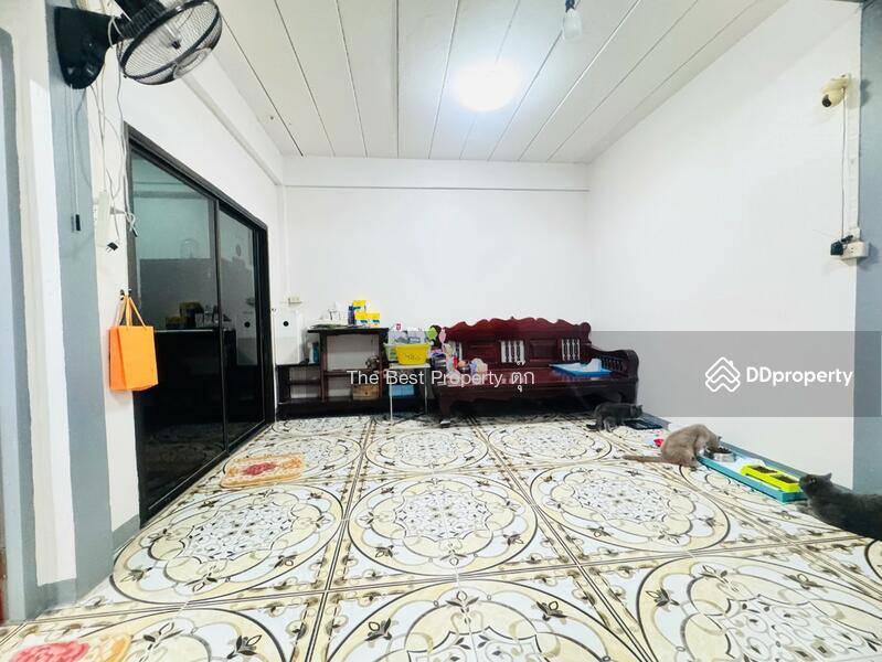 For Sale - Moobaan Rung Rueang House Phahon Yothin 54, Bangkok