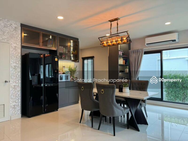 For Rent - Centro Bangna-Wongwean, Bangkok
