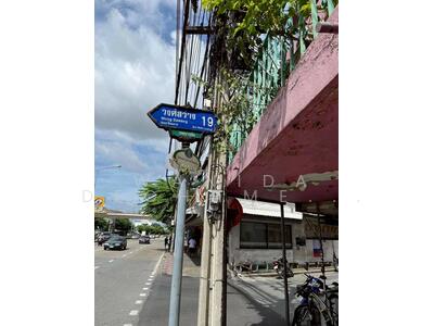 ขาย - ขายที่ดิน 55 วา ซ.วงศ์สว่าง 19 ขนาดที่ดิน 55ตรว. ราคาพิเศษ เพียง 4.1 ล้าน, กรุงเทพ