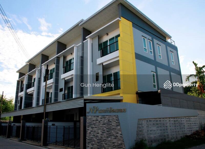 For Rent - 3-Bedroom House, Bangkok