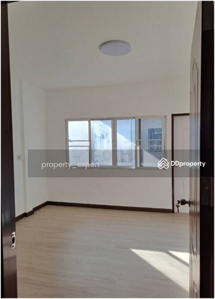 ขาย - Moobaan Sena Villa 84 : หมู่บ้าน เสนาวิลล่า 84, กรุงเทพ