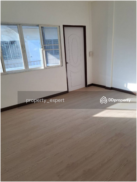 ขาย - Moobaan Sena Villa 84 : หมู่บ้าน เสนาวิลล่า 84, กรุงเทพ