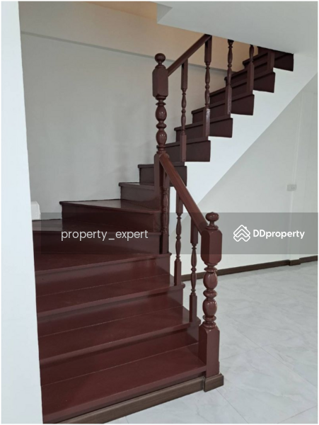 ขาย - Moobaan Sena Villa 84 : หมู่บ้าน เสนาวิลล่า 84, กรุงเทพ