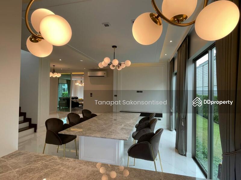 For Rent - 4-Bedroom House, Bangkok