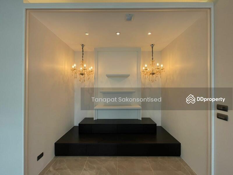 For Rent - 4-Bedroom House, Bangkok