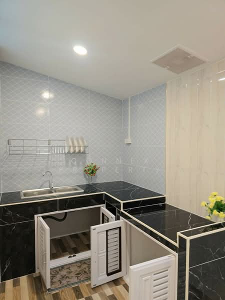 Baan Fah Rangsit Klong 4 : บ้านฟ้ารังสิต คลอง 4, ปทุมธานี, ทางหลวงแผ่นดินหมายเลข 305 ต.บึงยี่โถ อ.ธัญบุรี จ.ปทุมธานี, บึงยี่โถ, ธัญบุรี, ปทุมธานี, 110 ตร.ม., ทาวน์เฮ้าส์ ขาย, โดย Connex Property, 60166201 - DDproperty.com