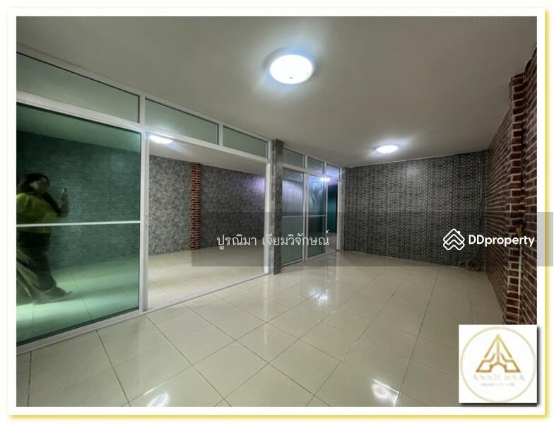 Townhouse for Sale – Suthavee Cluster House, Bang Phli, 32 Sq. Wah出售联排别墅 – Suthavee Cluster House，邦