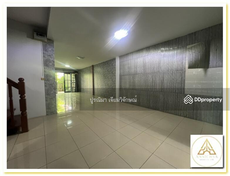 Townhouse for Sale – Suthavee Cluster House, Bang Phli, 32 Sq. Wah出售联排别墅 – Suthavee Cluster House，邦