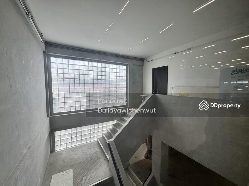 For Rent - Showroom, warehouse, office for rent 800 sq m. Rama 4, Samyan, Chula (Code: JKP294), Bangkok