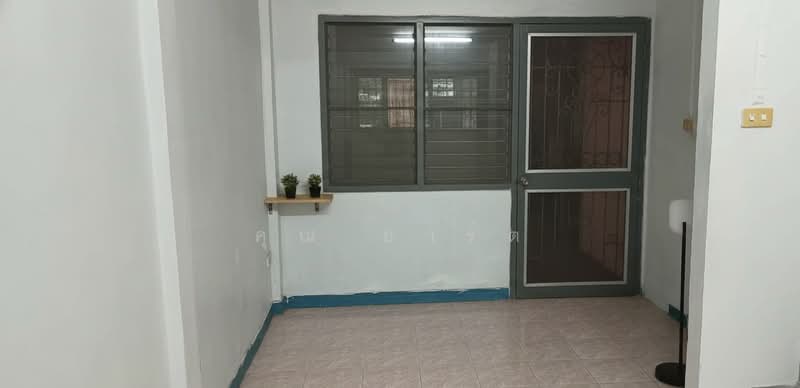 For Sale - 93039 - ขายทาวน์เฮ้าส์ 2 ชั้น 23.5 ตรว. การเคหะชุมชนลพบุรี ทำเลดี ใกล้ห้าง พร้อมอยู่ ราคา 1.1 ลบ., Lop Buri