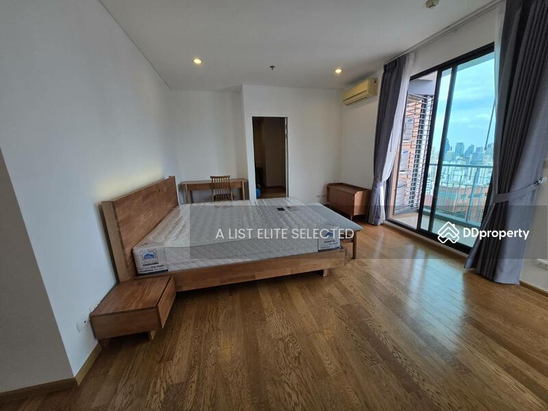 For Rent - Villa Asoke, Bangkok