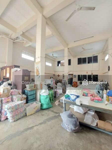 ขาย - อาคารพาณิชย์ ติดถนนสวนผัก Commercial building Suan Phak Rd, กรุงเทพ