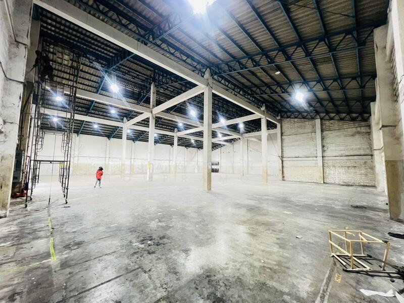 ให้เช่า - ให้เช่าโกดัง พระราม 9 ห้วยขวาง กรุงเทพ 1,634 ตร.ม พร้อมสำนักงาน, กรุงเทพ