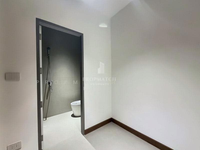 Dusit Central Park (Residences) : ดุสิต เซ็นทรัลพาร์ค, กรุงเทพ, 946 ถนนพระราม 4, สีลม, บางรัก, กรุงเทพ, 228 ตร.ม., คอนโด ขาย, โดย PROPMATCH CO., LTD., 60166867 - DDproperty.com