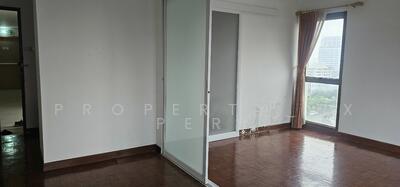 ขาย - Adamas Phahonyotin : อดามาส พหลโยธิน, กรุงเทพ