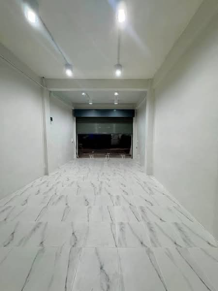 ตึกแถวสาทร11, Bangkok, Yan Nawa, Sathon, Bangkok, , 180 sqm, Shophouse For Rent, by พิมพ์ภัทรา แจ่มอุลิตรัตน, 60167032 - DDproperty.com