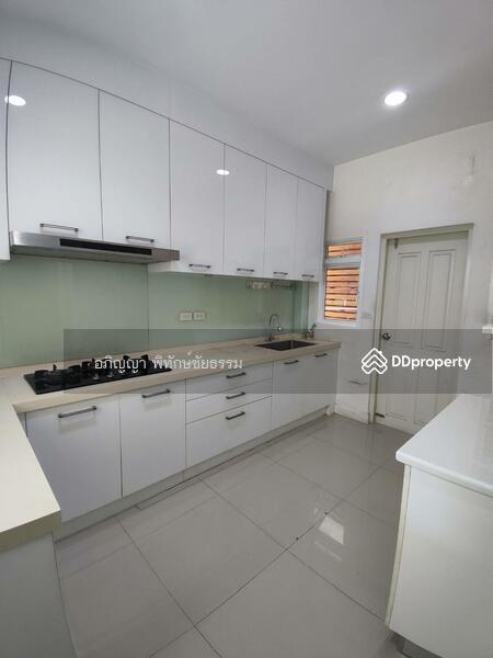 For Rent - Bangkok Boulevard Teparak-Wongwaen, Samut Prakan