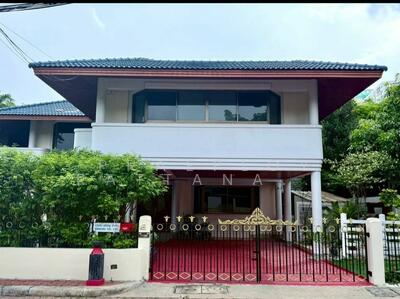 ขาย - ขายบ้านเดี่ยว 2 ชั้น หลังมุม 198 ตรว. 780 ตร.ม. 5 นอน 4 น้ำ Park Avenue ศรีนครินทร์-บางนา, กรุงเทพ