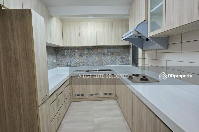 For Rent - Single House for Rent with Private Garden, Ekkamai, Bangkok