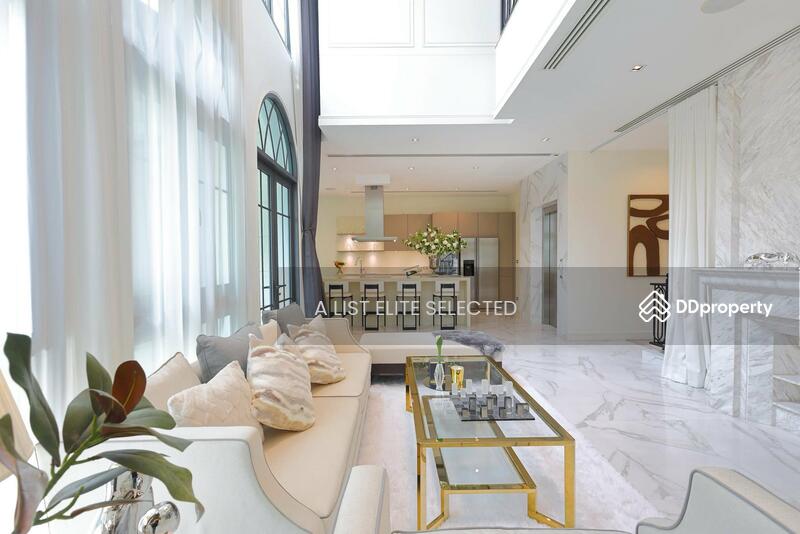 For Sale - Luxury House in Ekkamai, Bangkok