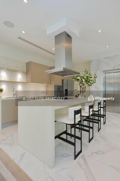 For Sale - Luxury House in Ekkamai, Bangkok