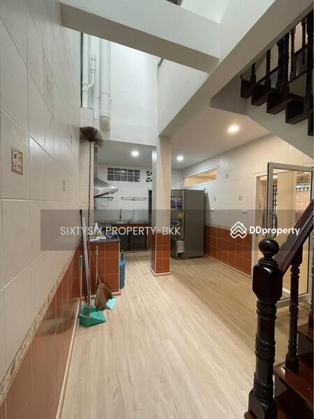 ให้เช่า - Commercial/Shophouse for Rent in Pathum Wan, กรุงเทพ