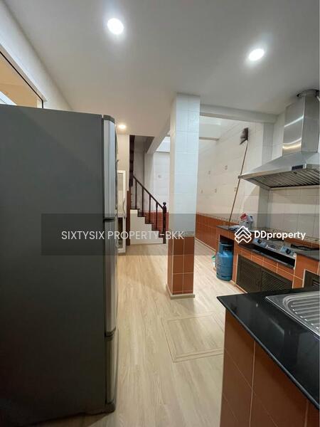 ให้เช่า - Commercial/Shophouse for Rent in Pathum Wan, กรุงเทพ