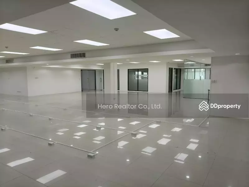 ให้เช่า - ให้เช่าพื้นที่สำนักงาน ลาดพร้าว จตุจักร MRT ลาดพร้าว กรุงเทพฯ BRE25758, กรุงเทพ
