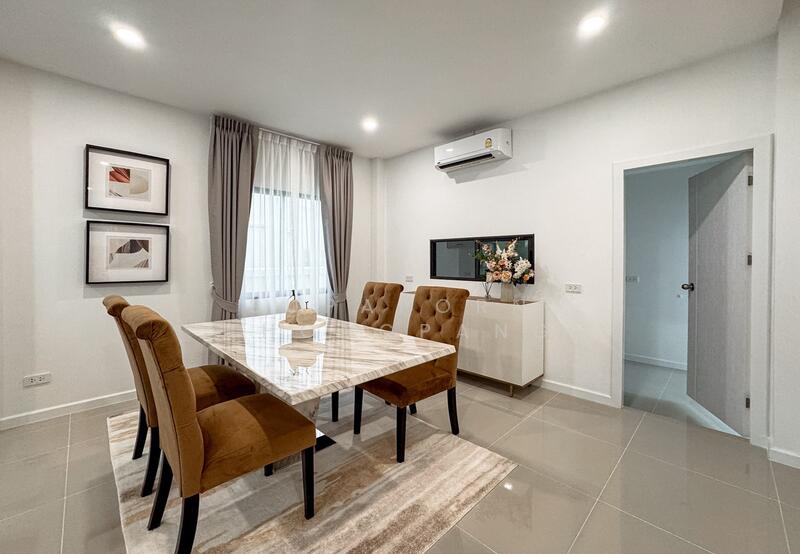 Twin house, 2-storey, Modern Tropical style with a bright and airy design, fully furnished., Chon Buri (Pattaya), Huai Yai, Bang Lamung (Pattaya), Chon Buri (Pattaya), 3 Bedrooms, 179 sqm, Single Detached House For Sale, by Supaporn Thongpang, 60167640 - DDproperty.com