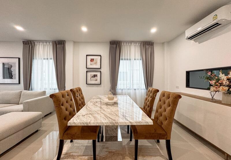 Twin house, 2-storey, Modern Tropical style with a bright and airy design, fully furnished., Chon Buri (Pattaya), Huai Yai, Bang Lamung (Pattaya), Chon Buri (Pattaya), 3 Bedrooms, 179 sqm, Single Detached House For Sale, by Supaporn Thongpang, 60167640 - DDproperty.com