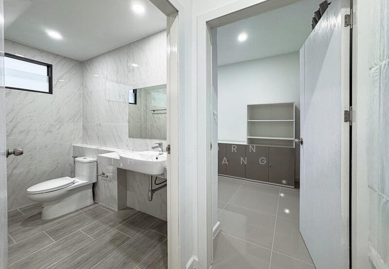 Twin house, 2-storey, Modern Tropical style with a bright and airy design, fully furnished., Chon Buri (Pattaya), Huai Yai, Bang Lamung (Pattaya), Chon Buri (Pattaya), 3 Bedrooms, 179 sqm, Single Detached House For Sale, by Supaporn Thongpang, 60167640 - DDproperty.com