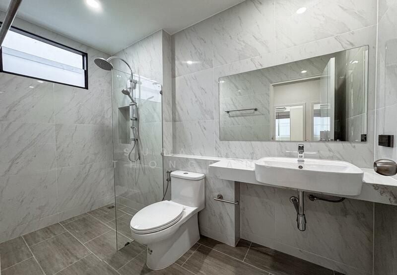 Twin house, 2-storey, Modern Tropical style with a bright and airy design, fully furnished., Chon Buri (Pattaya), Huai Yai, Bang Lamung (Pattaya), Chon Buri (Pattaya), 3 Bedrooms, 179 sqm, Single Detached House For Sale, by Supaporn Thongpang, 60167640 - DDproperty.com