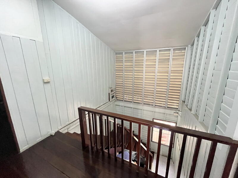 ขาย - ขายที่ดิน 86 ตร.วา พร้อมบ้านเดี่ยว ซอยเอกมัย10 (สุขุมวิท63) - 081-434-9959, กรุงเทพ