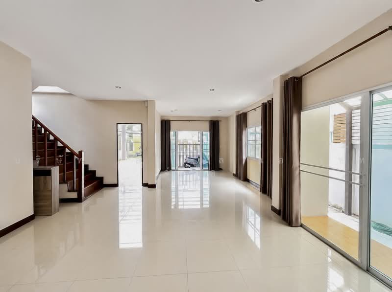 Neo-City Donmuang, Bangkok, Soi Nawong Pracha Phatthana 13, Si Khan, Don Mueang, Bangkok, 3 Bedrooms, 180 sqm, Single Detached House For Sale, by บริษัท เอชแอล แอสเซท จำกัด, 60167655 - DDproperty.com