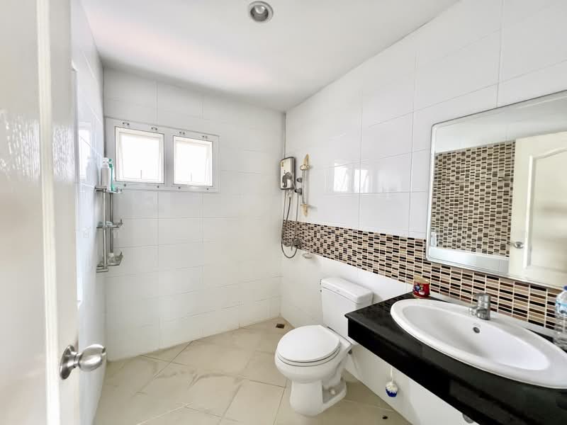 Neo-City Donmuang, Bangkok, Soi Nawong Pracha Phatthana 13, Si Khan, Don Mueang, Bangkok, 3 Bedrooms, 180 sqm, Single Detached House For Sale, by บริษัท เอชแอล แอสเซท จำกัด, 60167655 - DDproperty.com