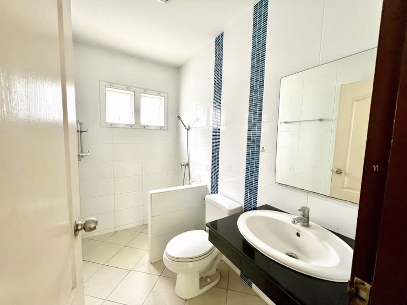 Neo-City Donmuang, Bangkok, Soi Nawong Pracha Phatthana 13, Si Khan, Don Mueang, Bangkok, 3 Bedrooms, 180 sqm, Single Detached House For Sale, by บริษัท เอชแอล แอสเซท จำกัด, 60167655 - DDproperty.com