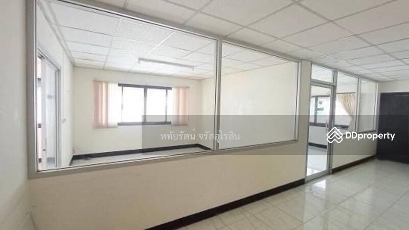 For Sale - HomeOffice 4-story office building for sale, 4 units, prime location near Maya, 10 office rooms., Chiang Mai