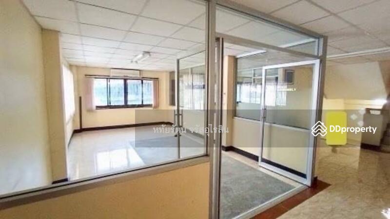 For Sale - HomeOffice 4-story office building for sale, 4 units, prime location near Maya, 10 office rooms., Chiang Mai