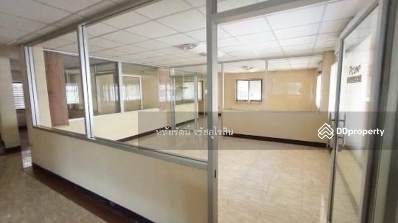 For Sale - HomeOffice 4-story office building for sale, 4 units, prime location near Maya, 10 office rooms., Chiang Mai