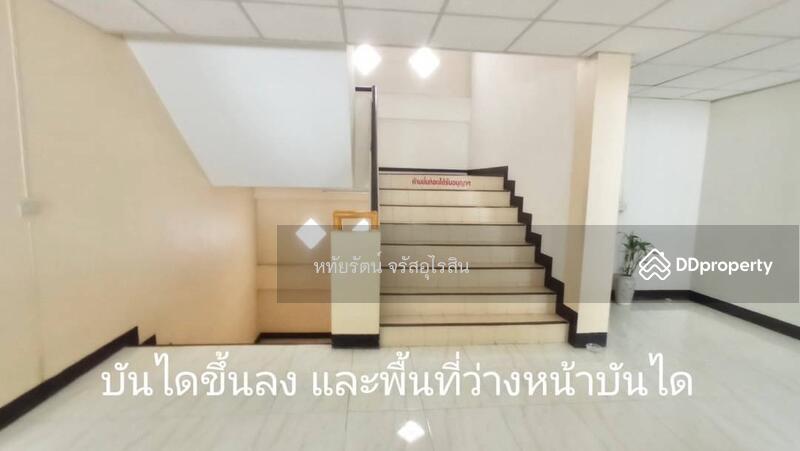 For Sale - HomeOffice 4-story office building for sale, 4 units, prime location near Maya, 10 office rooms., Chiang Mai