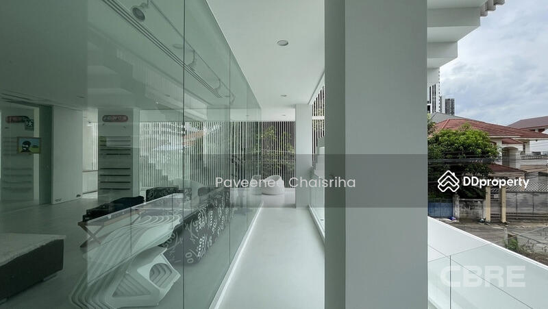 For Sale - A Unique 4-Storey Residence & Business Space, Bangkok