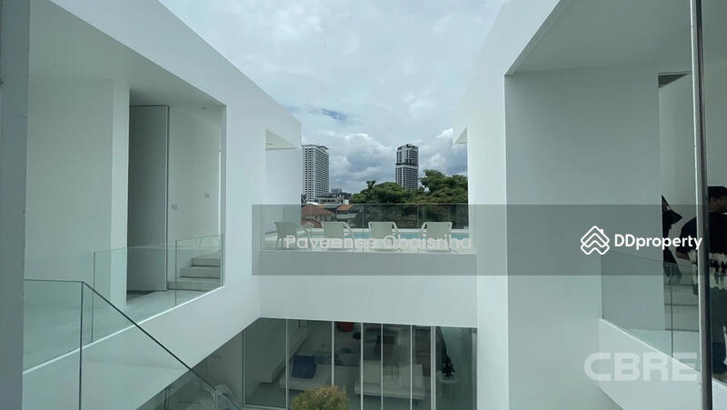 For Sale - A Unique 4-Storey Residence & Business Space, Bangkok