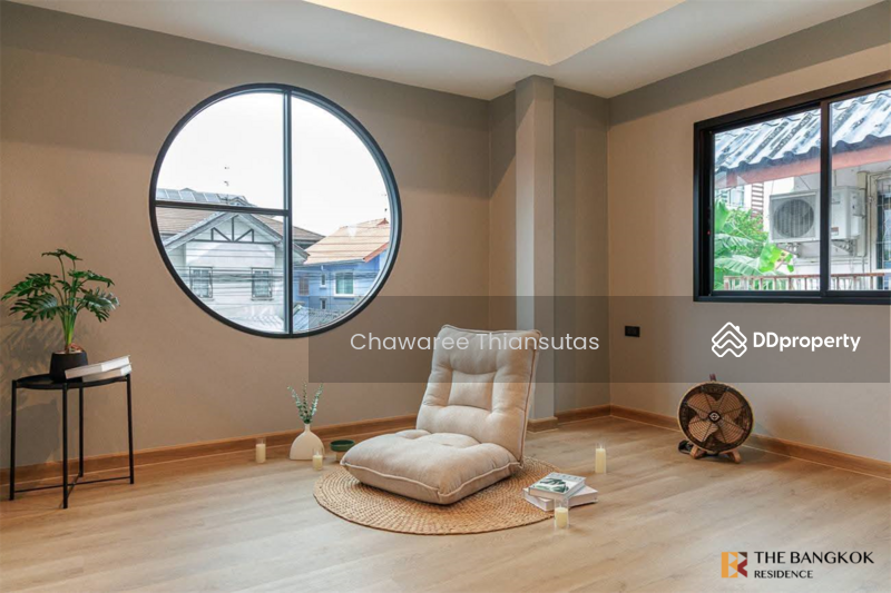 For Sale - Newly Renovated Modern Loft House, Lat Phrao 93 - Fully Furnished, Bangkok