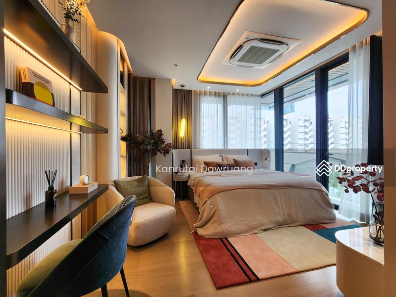 ขาย - MEKA Crescent Sathorn-Charoenrat, กรุงเทพ