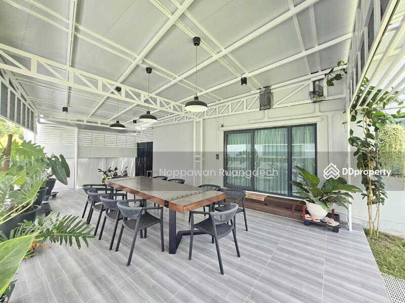 For Rent - CENTRO Donmueang-Chaengwattana, Pathum Thani