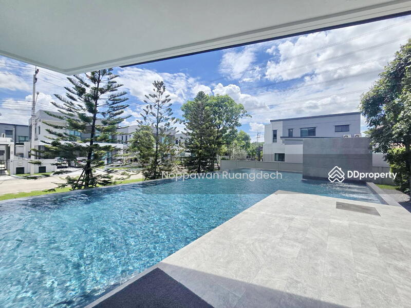 For Rent - CENTRO Donmueang-Chaengwattana, Pathum Thani