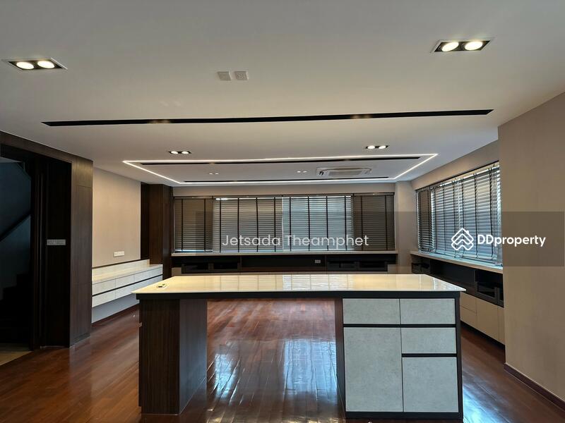 ขาย - Ploenchit Terrace : เพลินจิต เทอเรส, กรุงเทพ