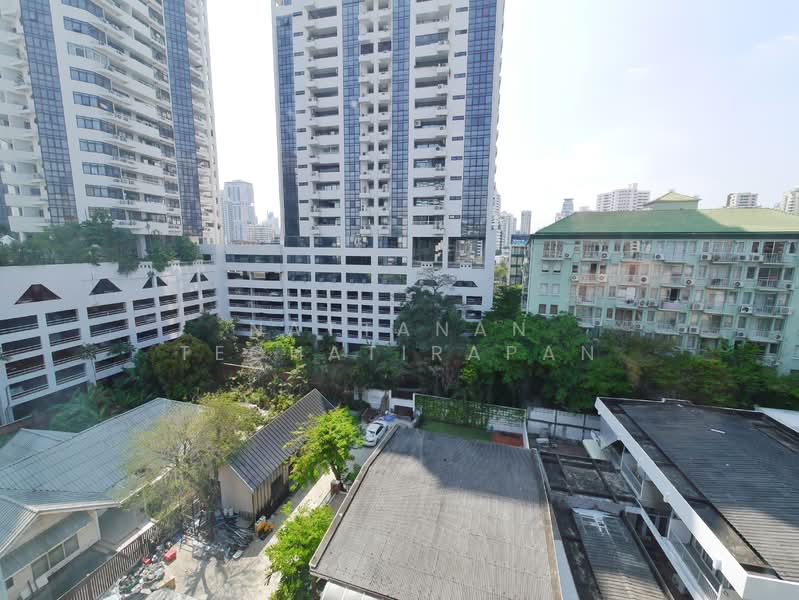 Runesu Thonglor 5, Bangkok, 82 Padi Madi Alley, Khlong Tan Nua, Watthana, Bangkok, 1 Bedroom, 28 sqm, Condo For Rent, by Nattanan Techatirapan, 60168672 - DDproperty.com