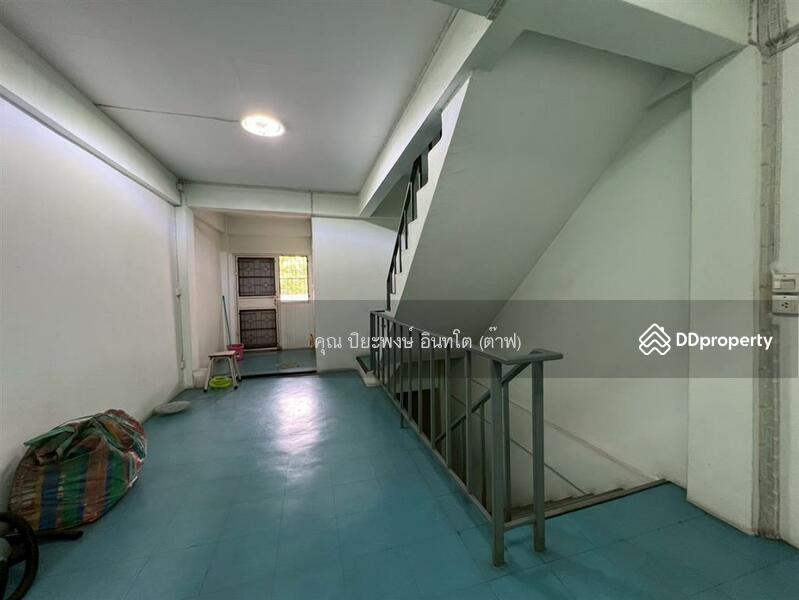 ขาย - อาคารพาณิชย์ 4.5 ชั้น 64.5 ตร.ว. อาคารพาณิชย์ ใกล้ตลาดเจ้าพระยา การไฟฟ้าบางใหญ่ ถนนรัตนาธิเบศร์, นนทบุรี