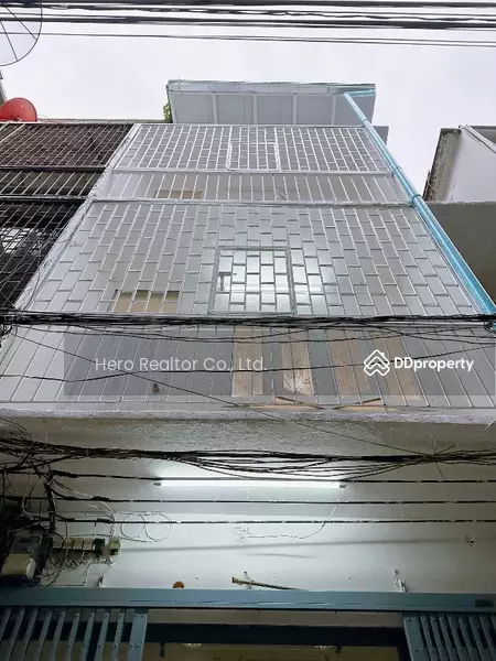 For Rent - For Rent Bangkok Shop House Pan Bang Rak BTS Surasak BRE25777, Bangkok